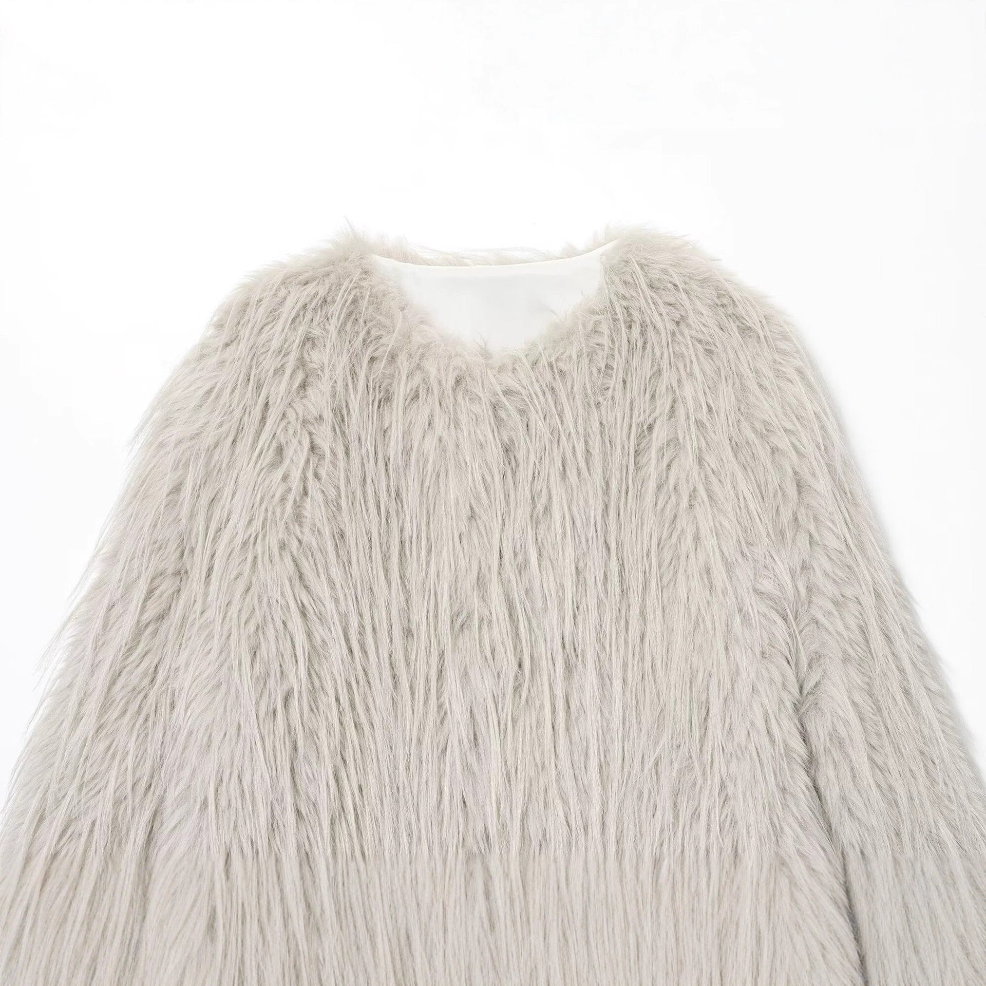 Women's Faux Fur Coat with Long Shaggy Fur and Round Neckline Chichicherry