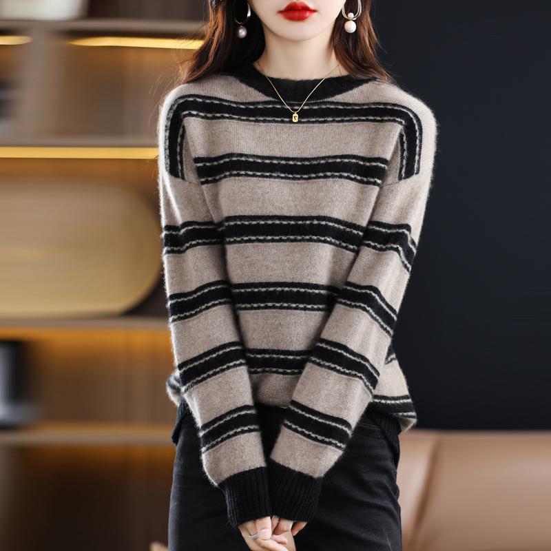 Women's Soft Striped Sweater in Mohair Look with Boxy Silhouette Chichicherry