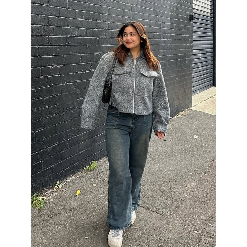 Women's short jacket in boxy cut with zipper, voluminous sleeves and patch chest pockets Chichicherry