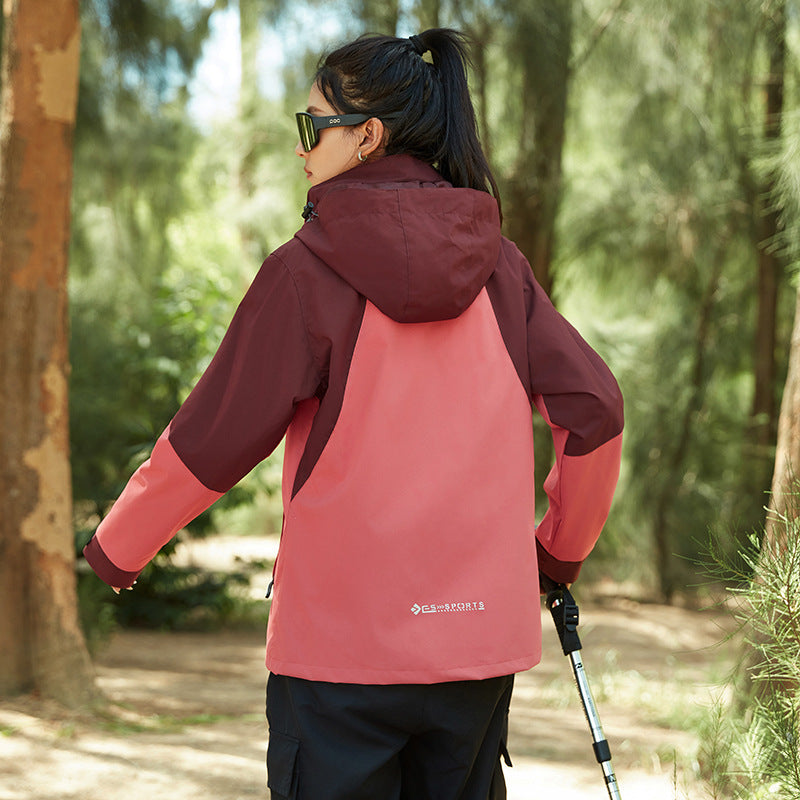 Women's Waterproof Outdoor Jacket with Hood and Distinctive Mountain Print Chichicherry