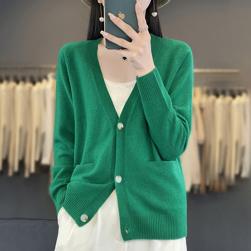 Women's Casual Fine Knit Cardigan with V-Neck, Patch Pockets and Wide Ribbed Hem Chichicherry