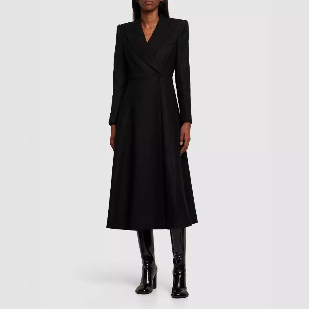 Ladies longer tailored blazer coat with maxi length and structured shoulders Chichicherry