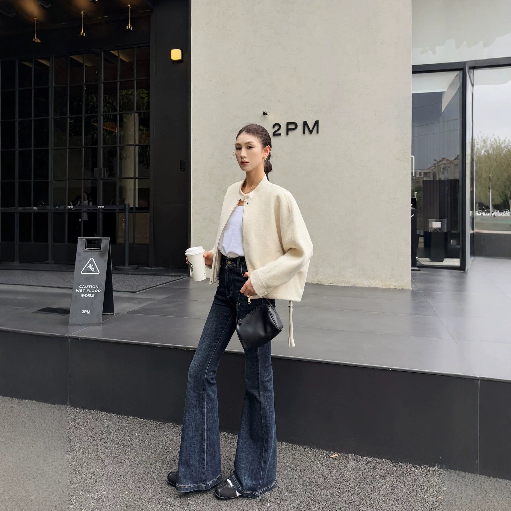 Women's short cut minimalist bomber jacket with stand-up collar Chichicherry