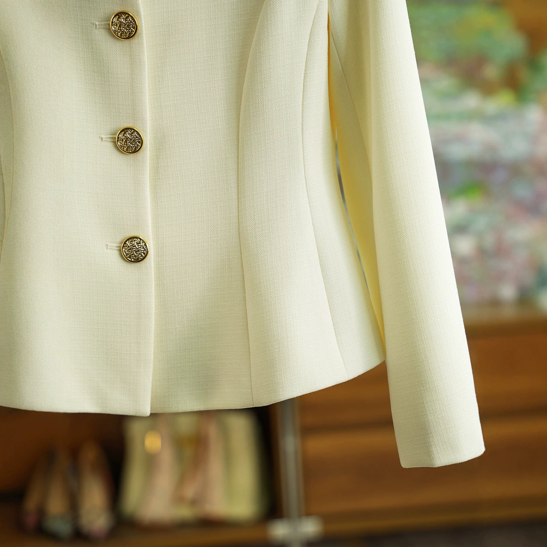 Women's elegantly tailored blazer with decorative buttons Chichicherry