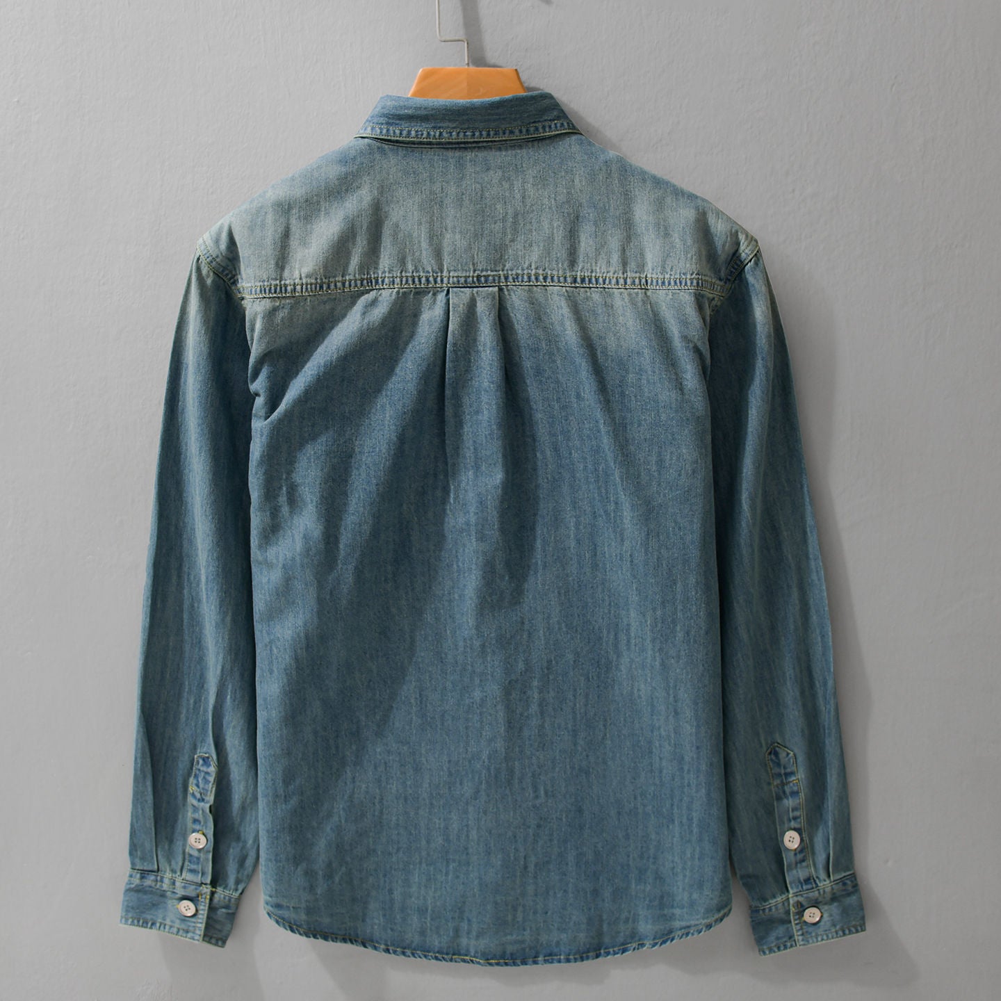 Men's Vintage-Look Denim Jacket with Chest Pocket and Relaxed Fit Chichicherry