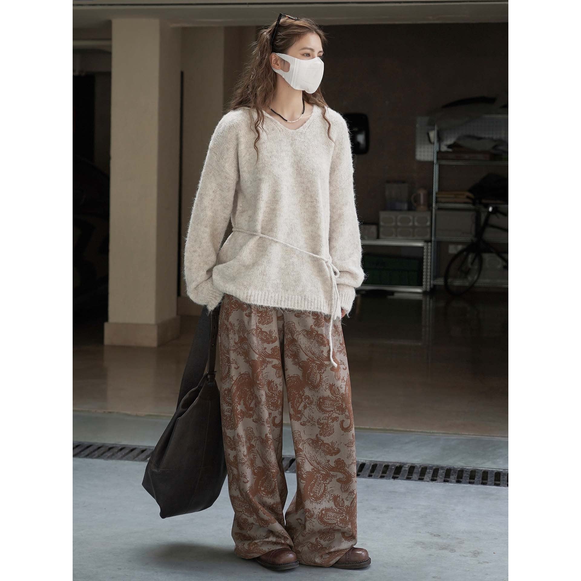 Women Soft Mohair-Effect V-Neck Sweater with Drawstring Waistband Chichicherry