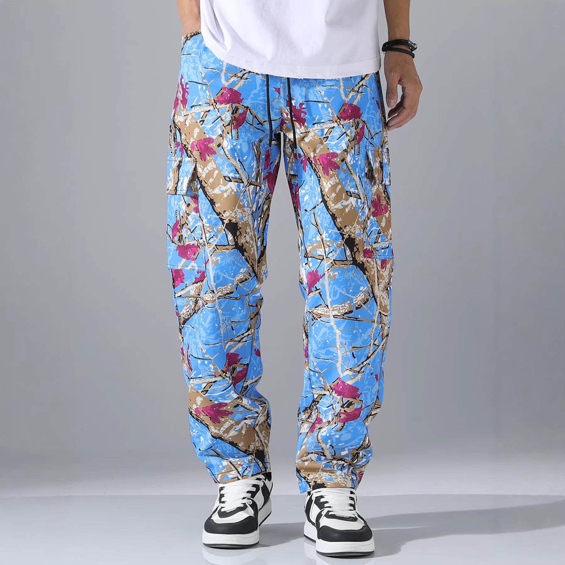 Men's patterned cargo jogging pants with drawstring waistband, cargo pockets & elastic ankle cuffs Chichicherry