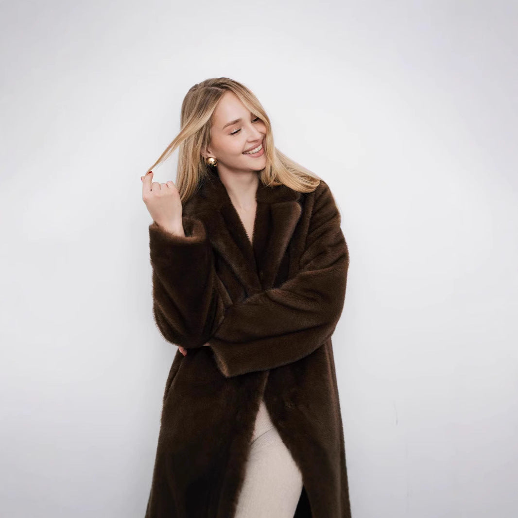 Ladies longer high-pile coat made of faux fur with shawl collar and casual cut Chichicherry
