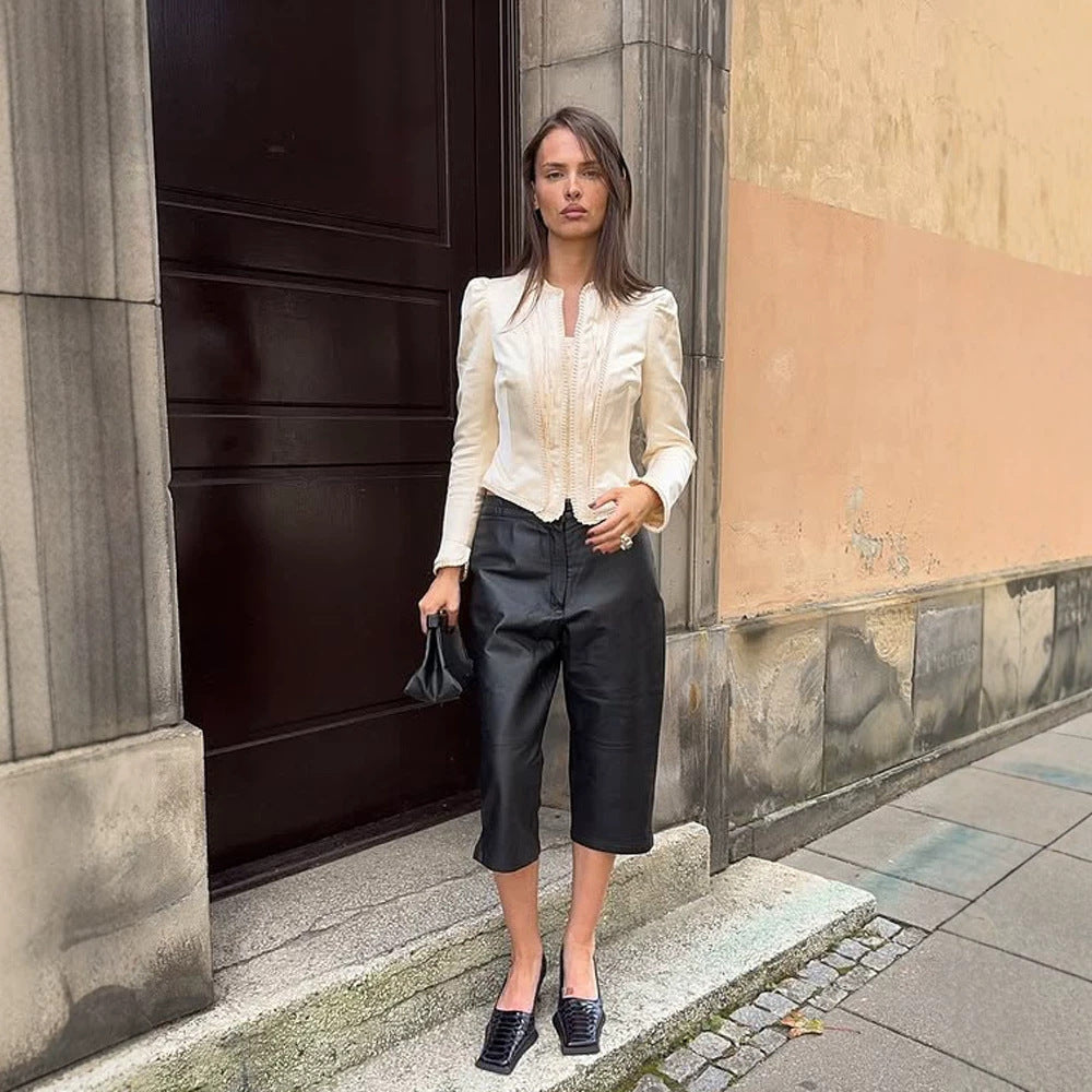 Women Tailored Cropped Blazer with Sculpted Shoulder and Decorative Trimmings Chichicherry