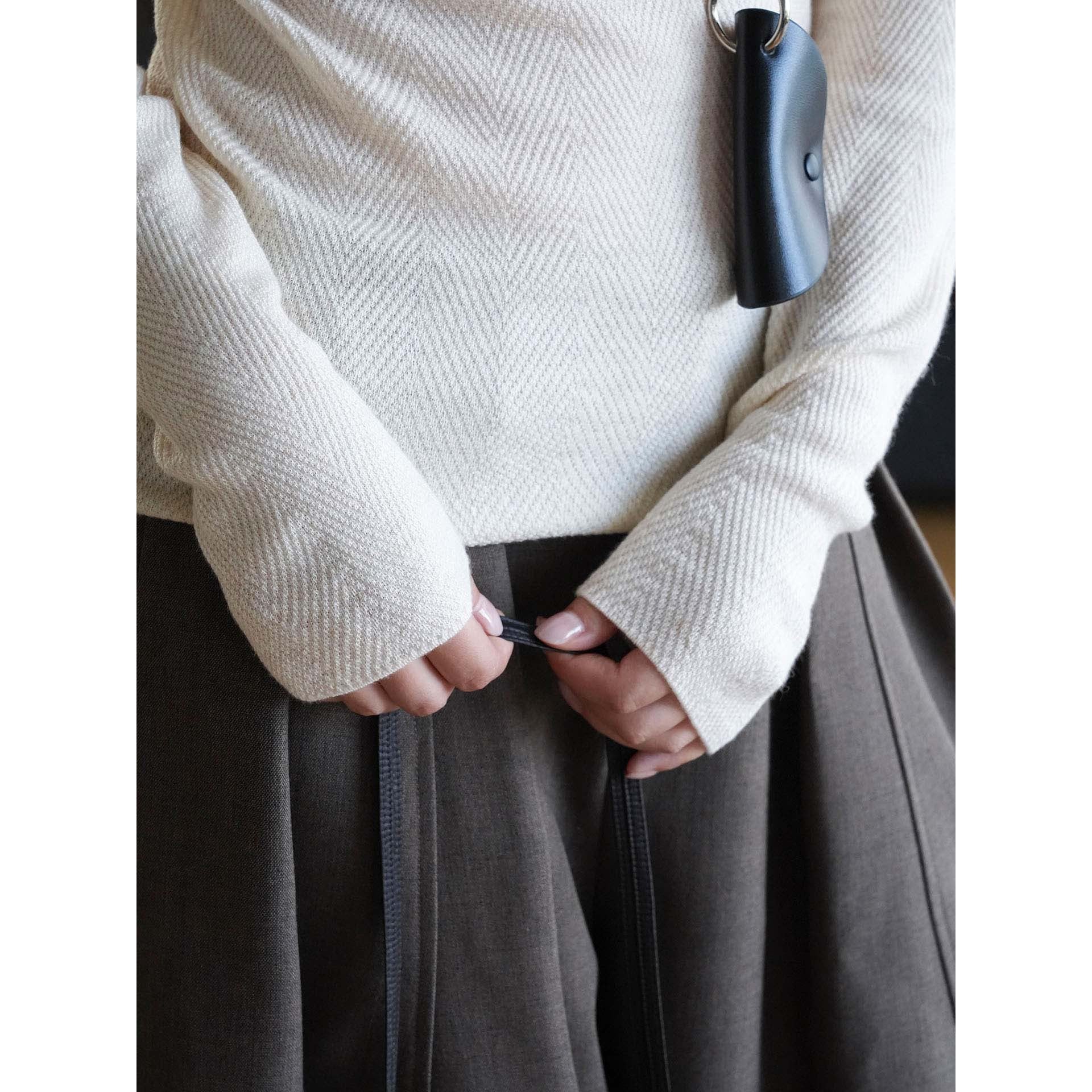 Women's Fine Ribbed Knit Pullover with Stand-Up Collar and Thumbholes Chichicherry