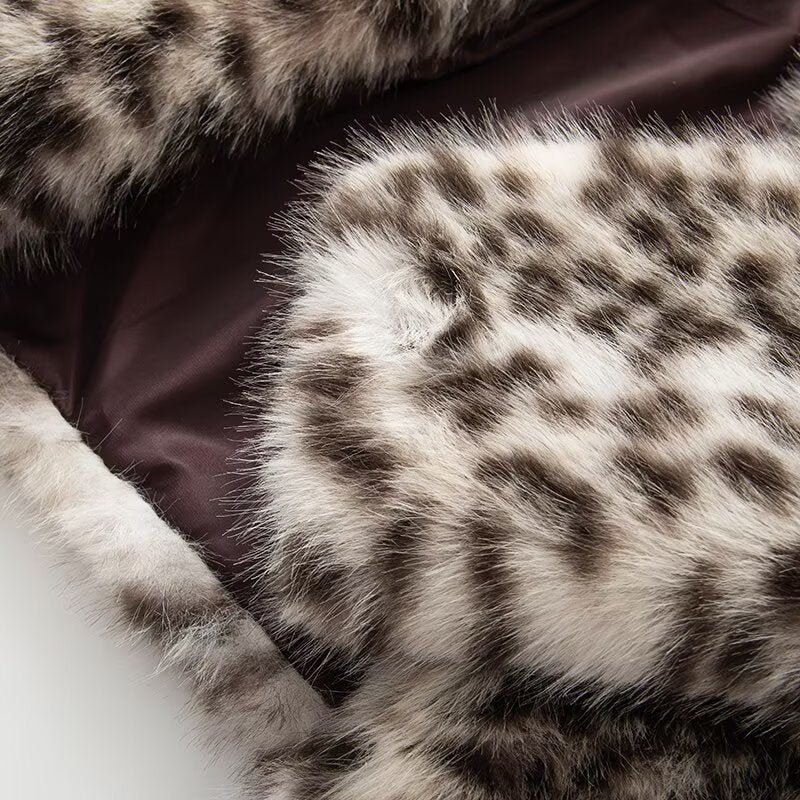 Women's Short Cut Faux Fur Jacket with Leopard Print Chichicherry