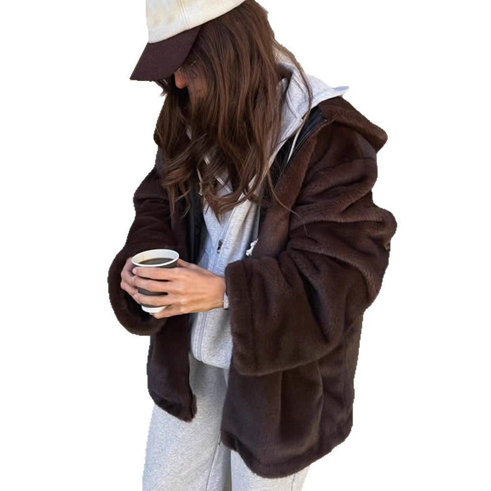 Women's Boxy Short Coat made of vegan Faux Fur with hood, concealed zipper & casual silhouette Chichicherry