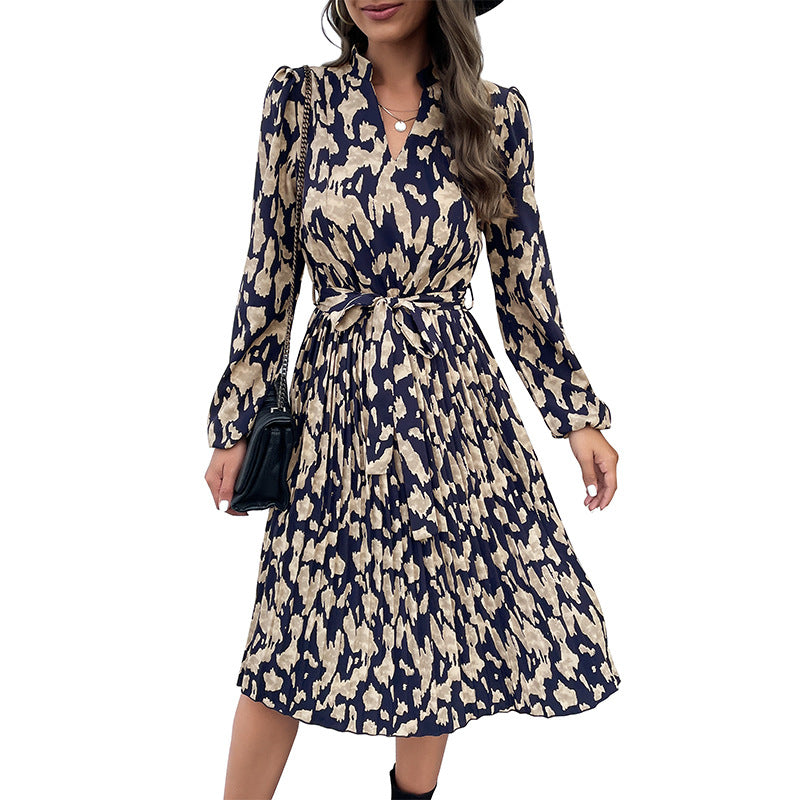 Women's Elegant Midi Dress with Pleated Skirt, V-Neck and Waist Belt Chichicherry