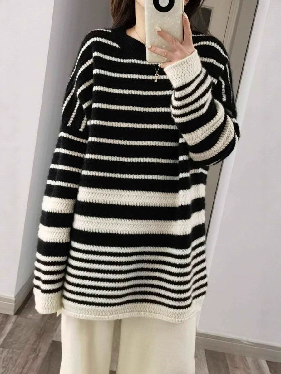 Women's oversized long sweater made of coarse striped knit with round neckline Chichicherry