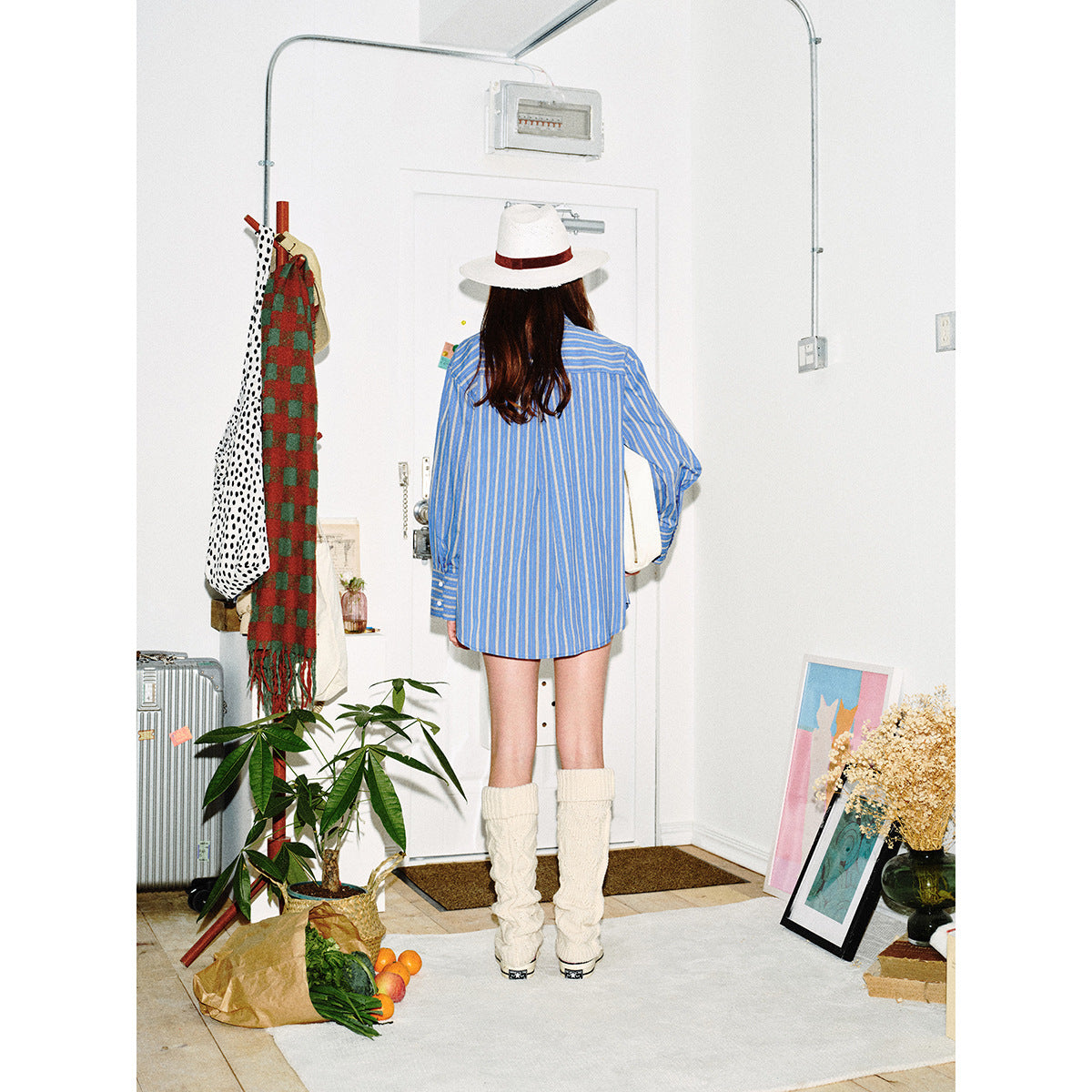 Women's Boxy Shirt with Continuous Zipper, Kent Collar and Chest Pocket Chichicherry