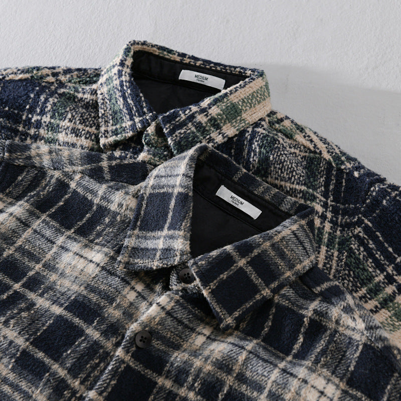 Men's checkered overshirt made of teddy fleece with a stitched chest pocket and concealed button placket Chichicherry