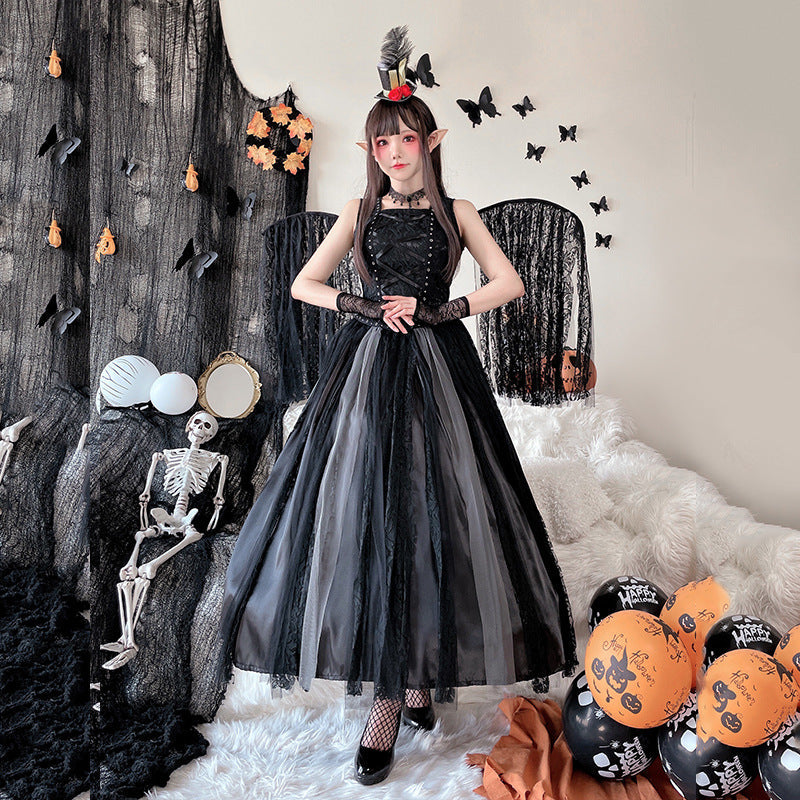 Women's Witch Costume with Tulle Skirt and Elegant Lace Accents Chichicherry