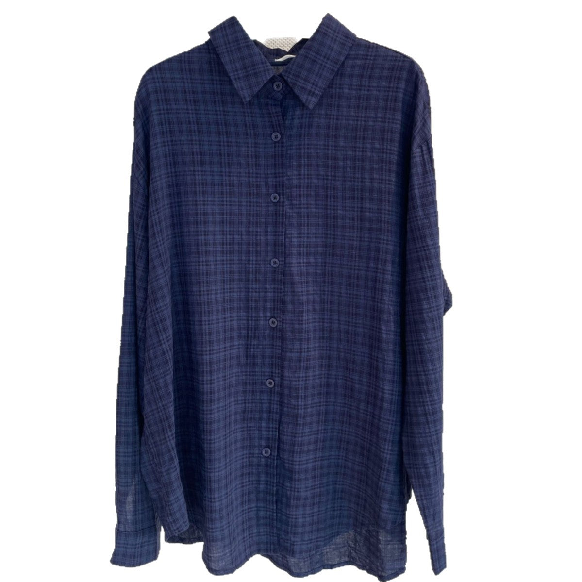 Women Oversized Check Shirt made of Crinkle Cotton with Extended Back Hem Chichicherry