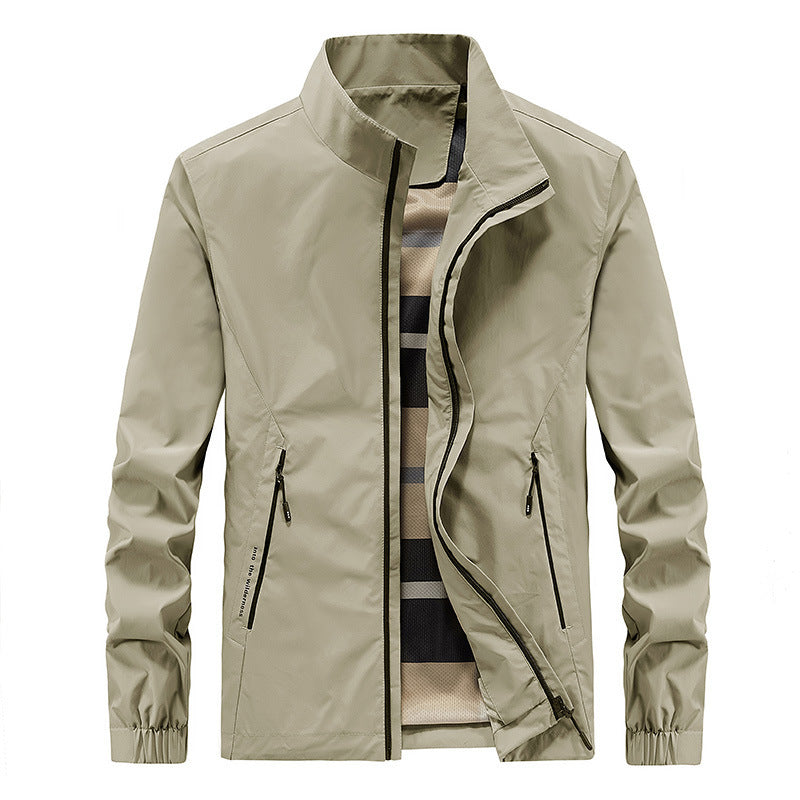 Men's lightweight water-repellent transitional jacket with stand-up collar and concealed zip pockets Chichicherry