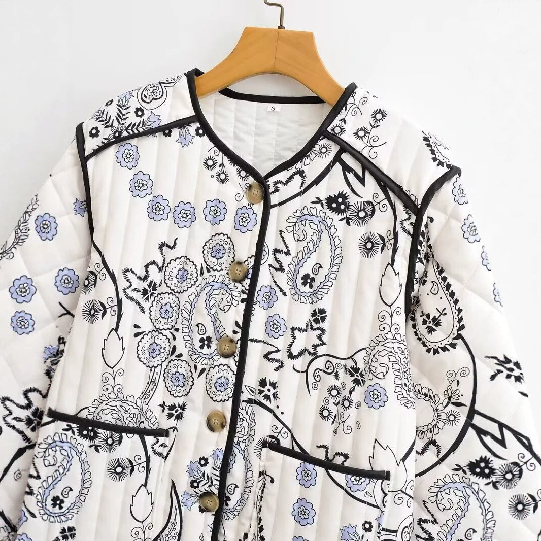 Women's Quilted Short Jacket with Paisley Flower Print, Round Neckline and Contrast Piping Chichicherry