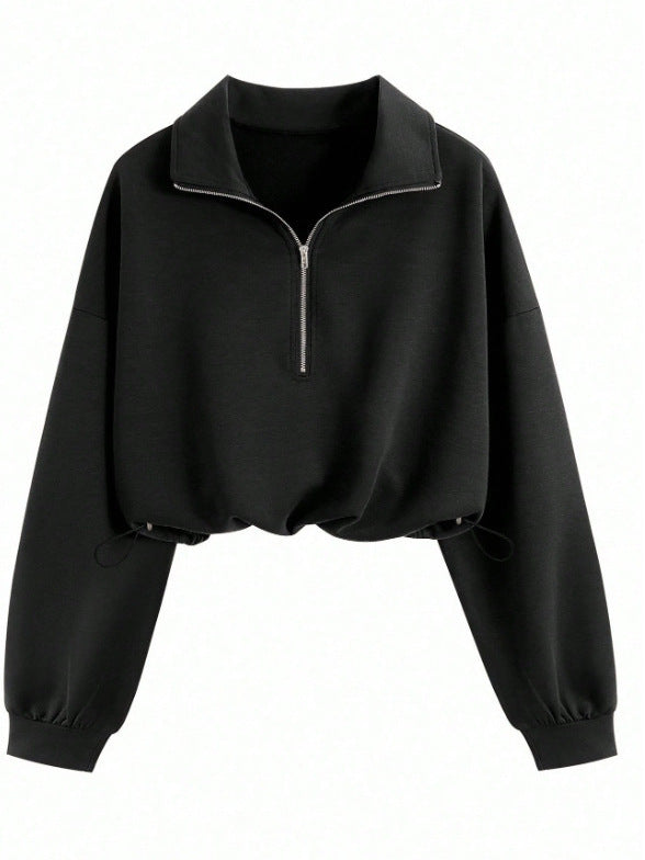 Women’s short-cut half-zip sweatshirt in oversized fit with drawstring hood