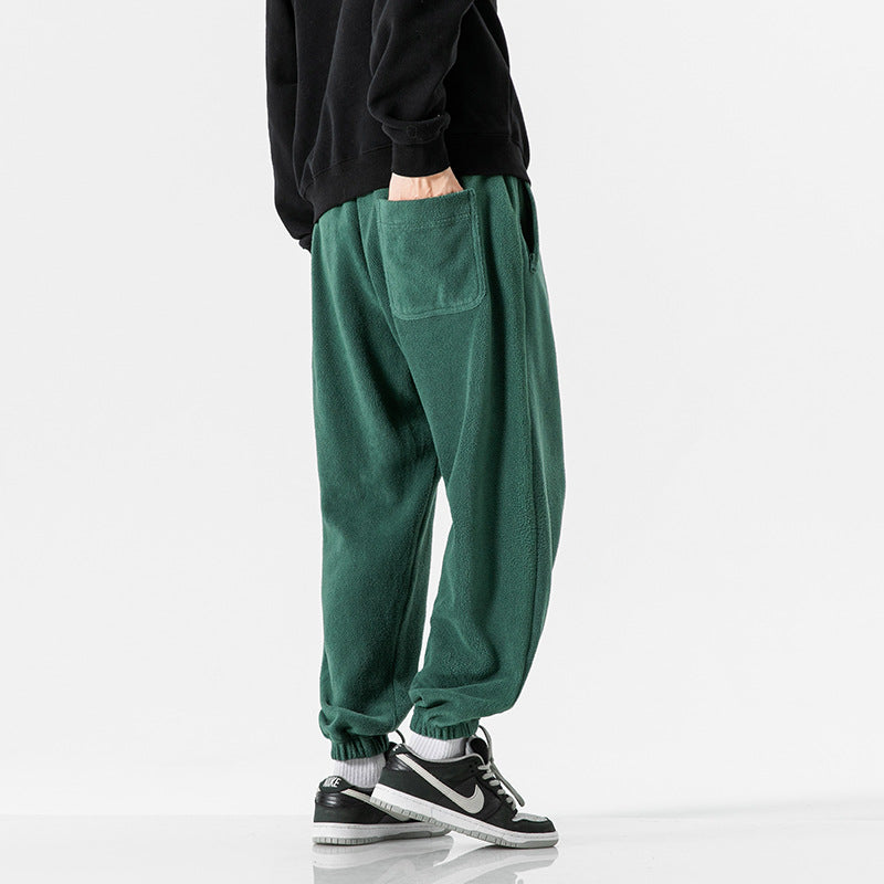 Men's wide-cut fleece jogging pants with elastic cuffs and side pockets Chichicherry