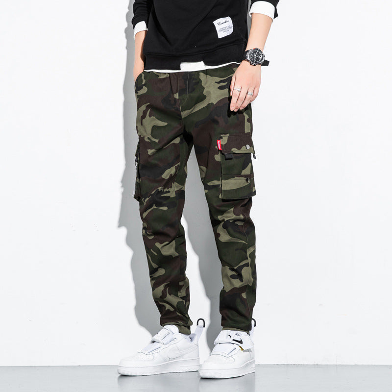 Men's Camouflage Cargo Jogging Pants with Tapered Cut, Elastic Waistband, and Multifunctional Pockets Chichicherry