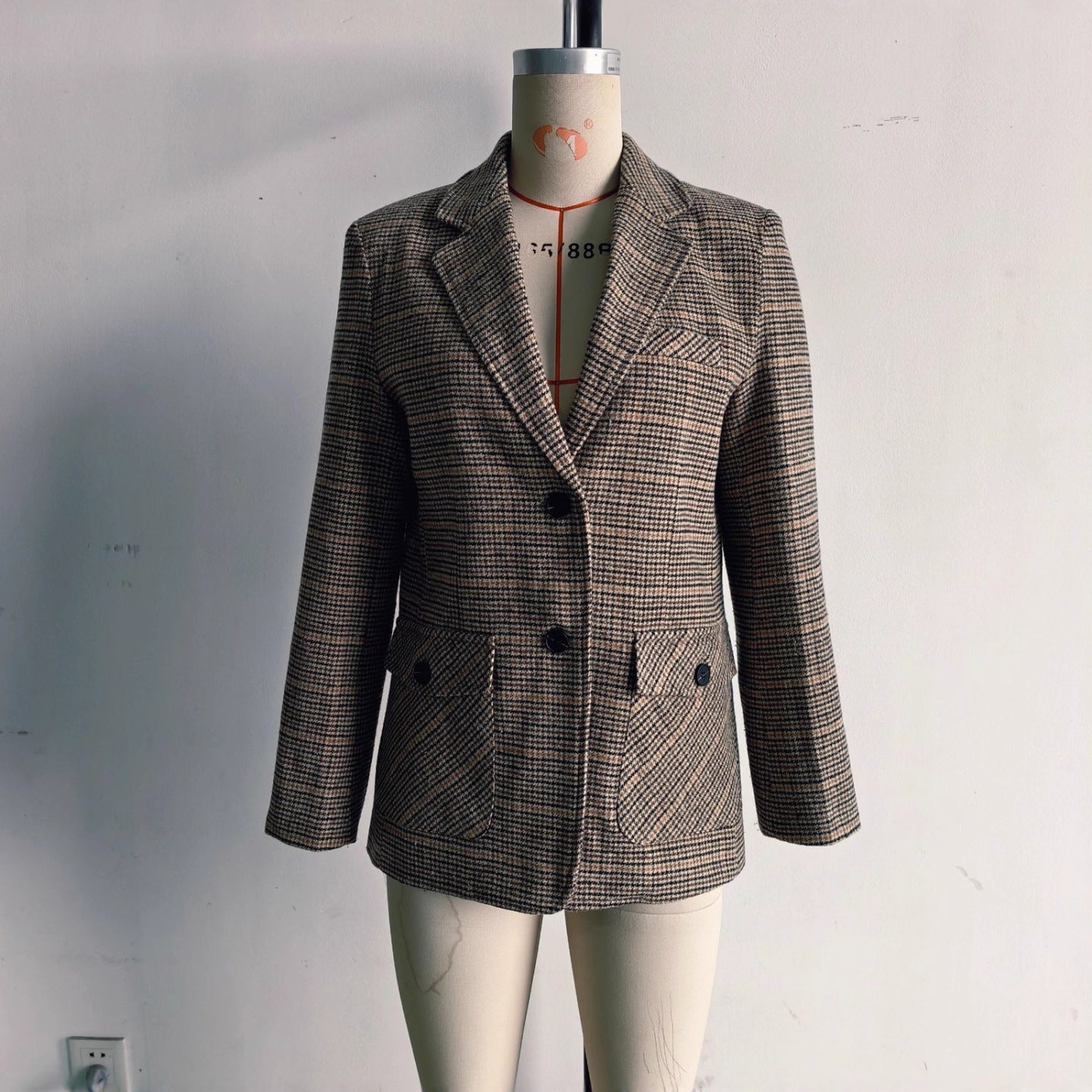 Women's Glencheck Blazer with Notch Lapels, Patch Pockets and Tailored Silhouette Chichicherry