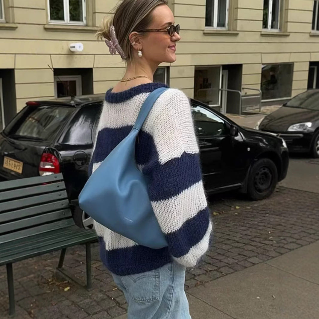 Women’s oversized knitted sweater with wide block stripes and round neck Chichicherry