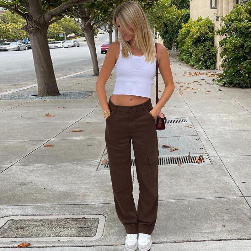 Ladies High-Waisted Relaxed Cargo Pants with Wide Leg and Knee Pleats Chichicherry