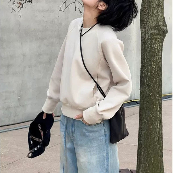 Women's Comfortable Sweatshirt with Raglan Sleeves Chichicherry