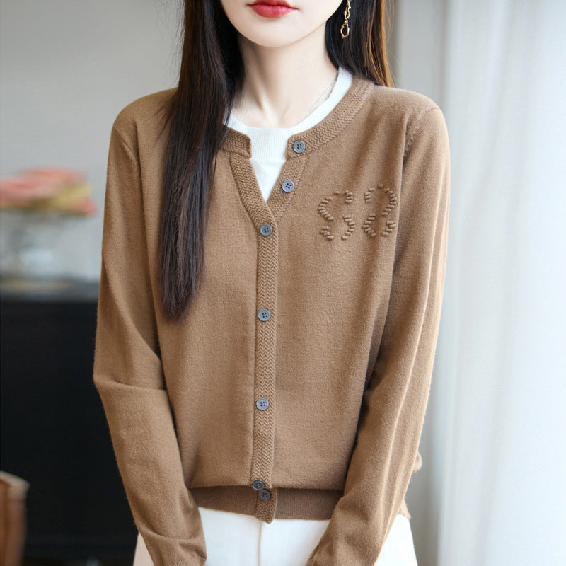 Women's Short Fine Knit Cardigan with V-Slit Collar, Ribbed Trim and Subtle Structure Logo Chichicherry