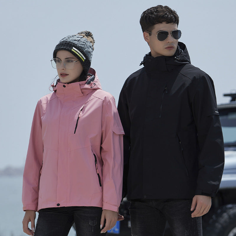 Ladies' technical rain and leisure jacket with adjustable hood and multiple pockets Chichicherry
