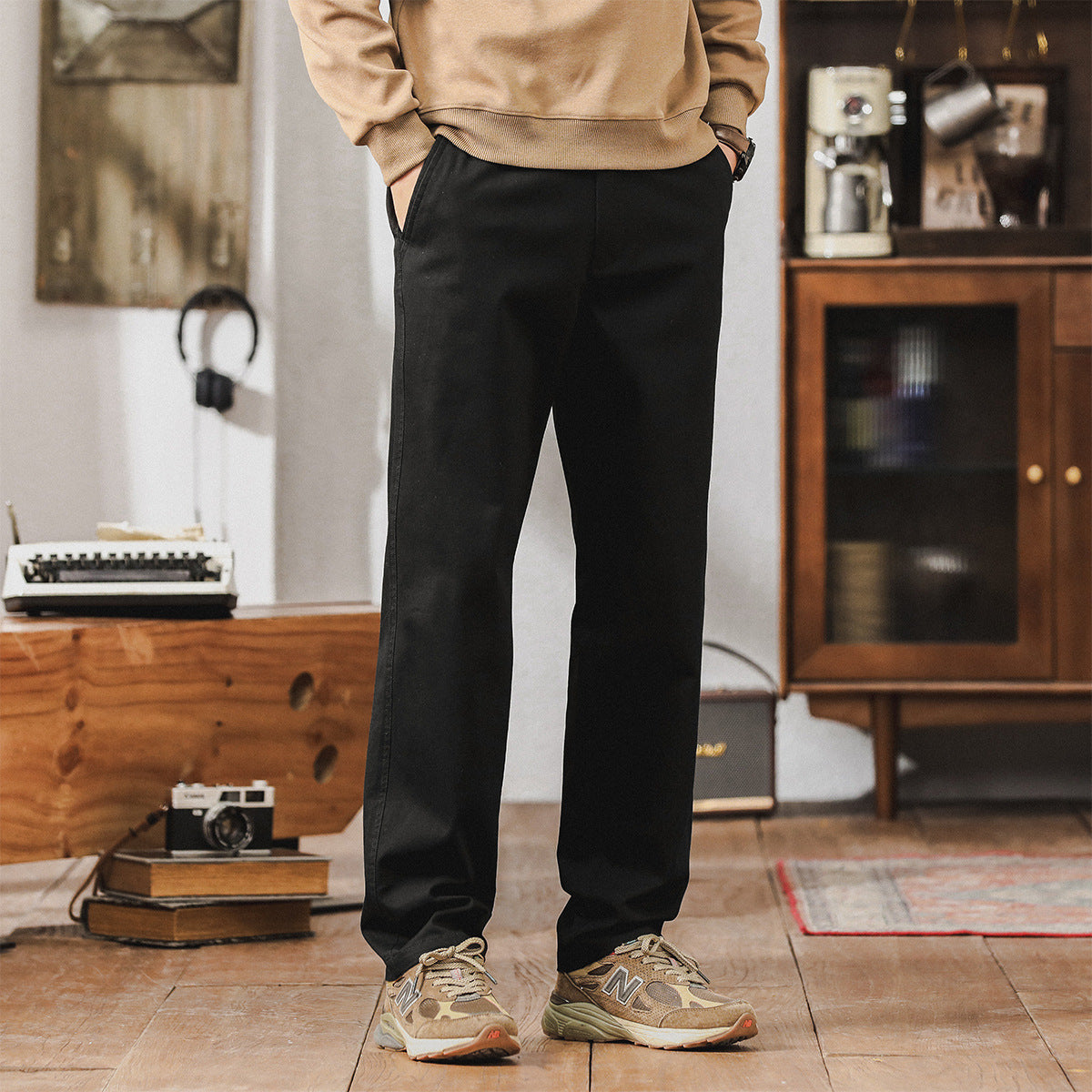Men's tapered cotton chino pants with elastic waistband and classic side pockets Chichicherry