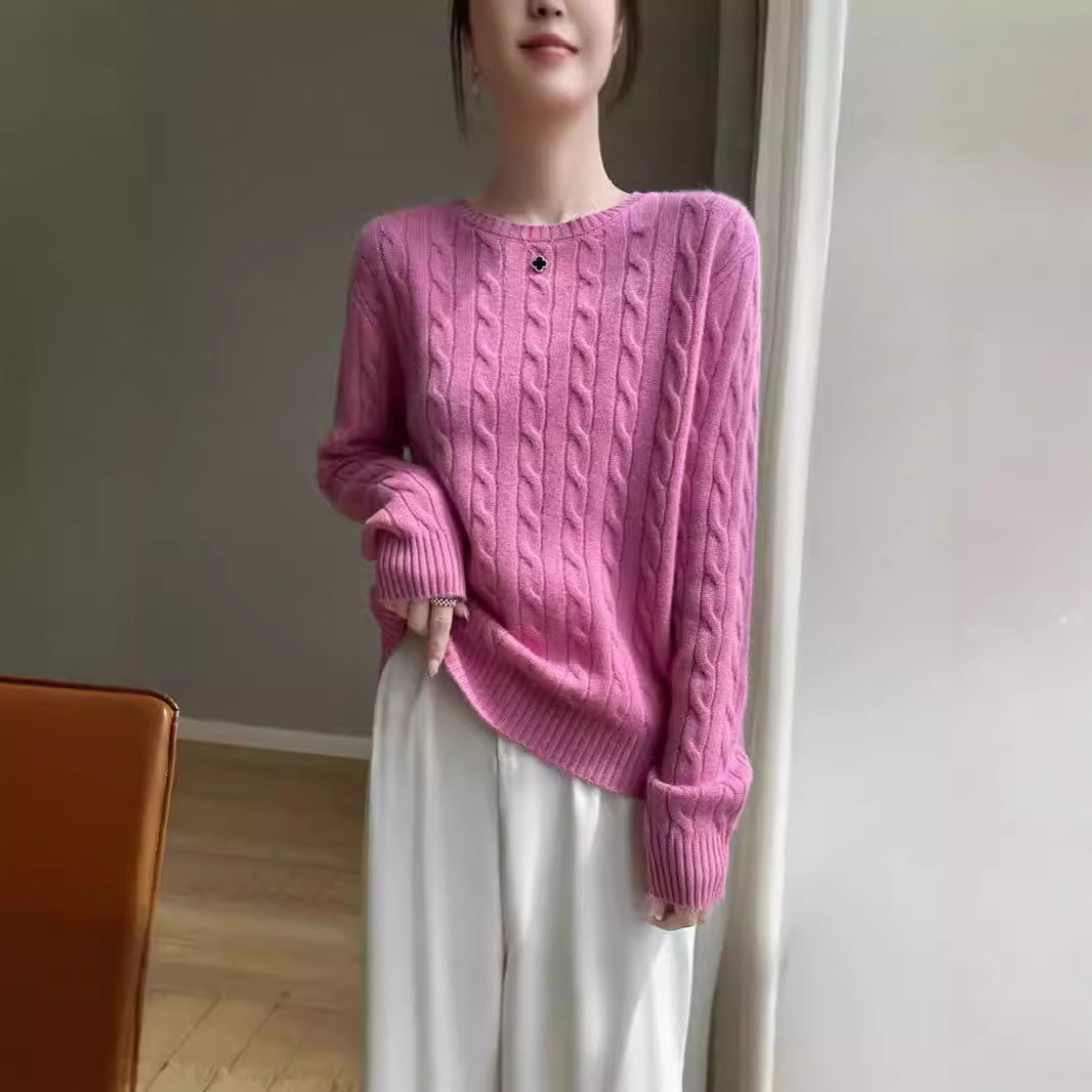 Women's cable knit round neck sweater made of soft wool blend with ribbed cuffs Chichicherry