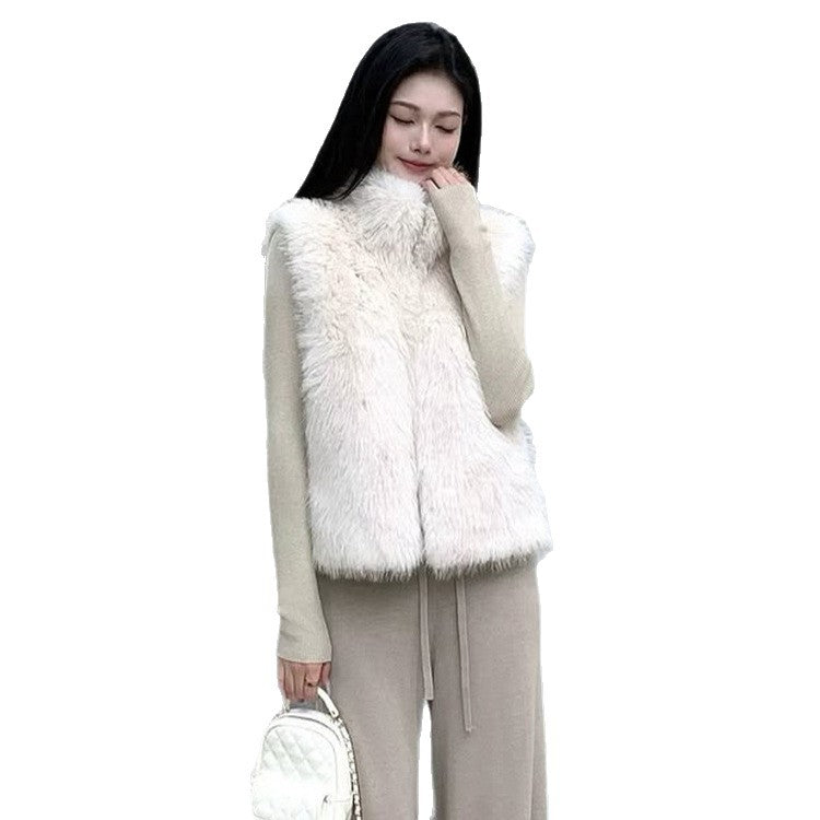 Women's Sleeveless Faux Fur Vest with Stand-Up Collar and Full-Zip Chichicherry