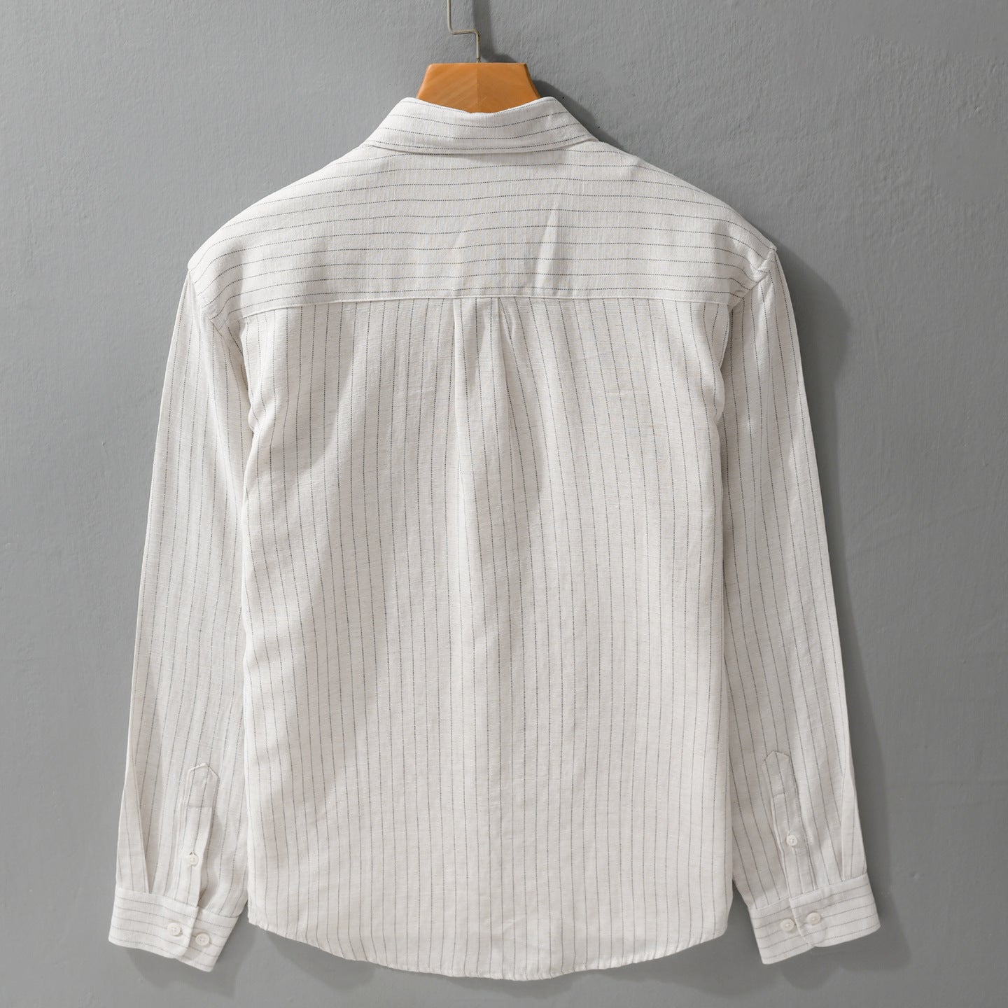 Men's Lightweight Pinstripe Overshirt made of Linen-Cotton Blend Chichicherry