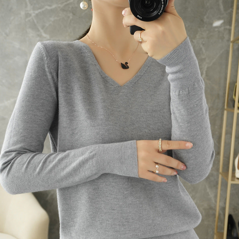 Ladies Lightweight V-Neck Cashmere Look Fine Knit Sweater Chichicherry