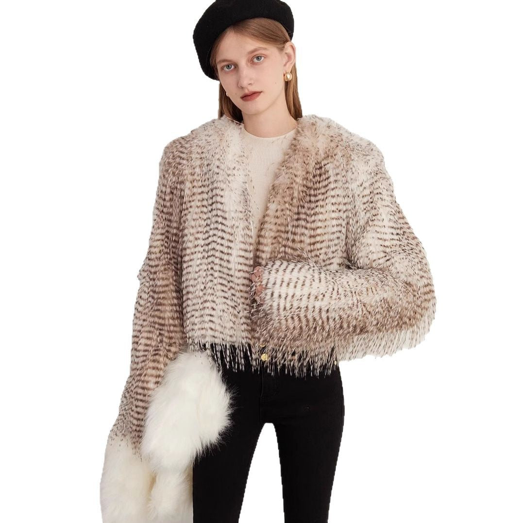 Women's Short Plush Bolero with Striped Feather Look and Boxy Silhouette Chichicherry