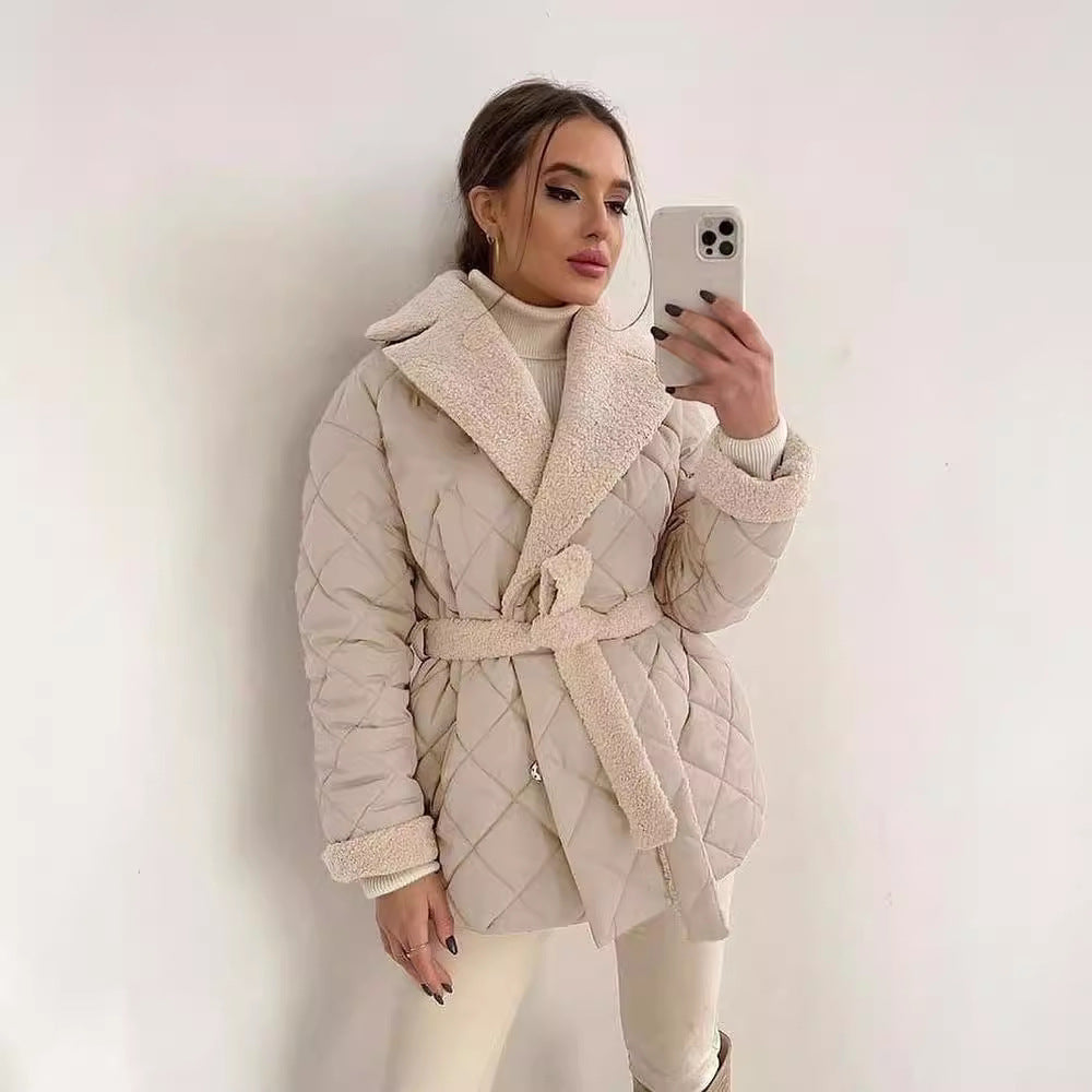Damen Steppjacke mit Teddy-Futter Taillengürtel und großem Schalkragen Chichicherry