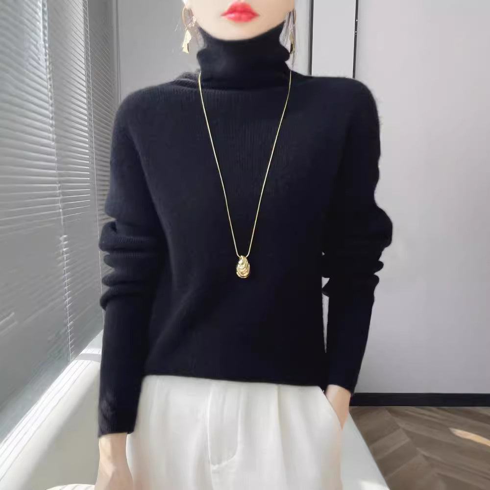 Women short-cut turtleneck sweater made of soft cashmere blend with narrow silhouette Chichicherry