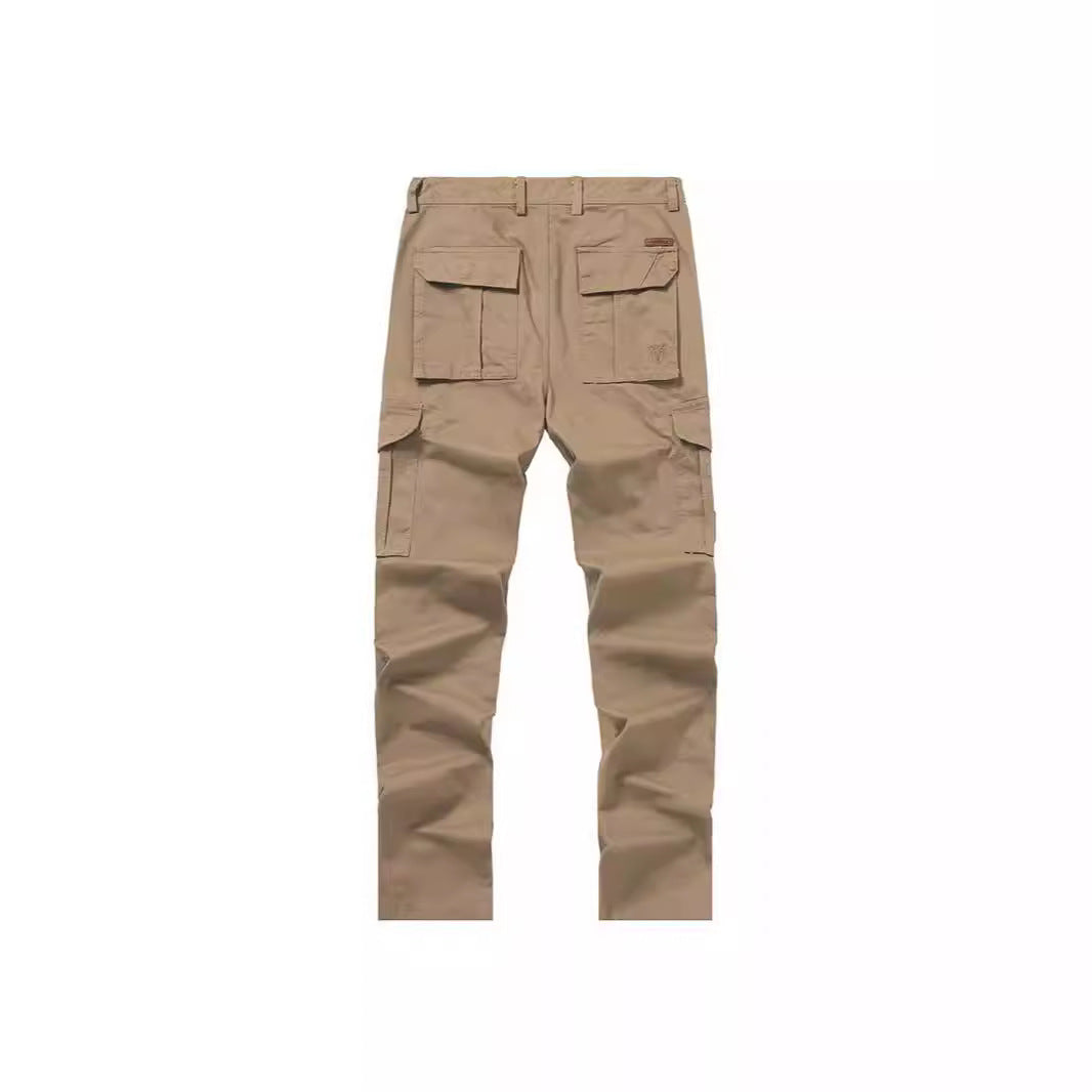 Men's cargo pants in slim-straight cut with multiple pockets and reinforced knees Chichicherry