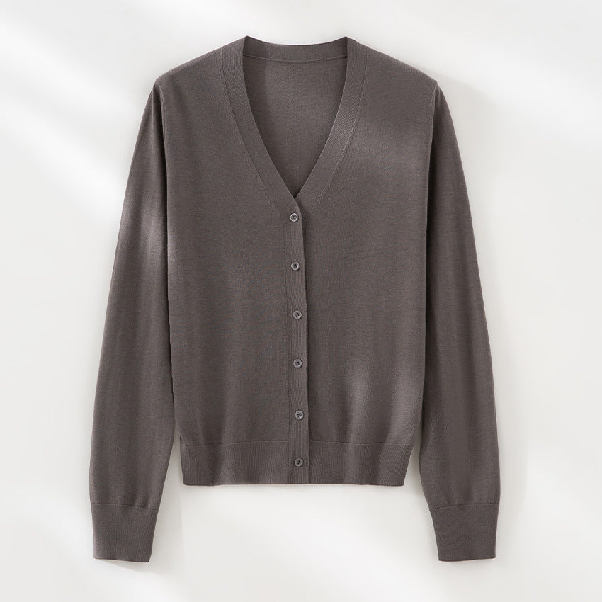 Women's fine-knit cardigan with V-neck, button placket, and ribbed cuffs Chichicherry