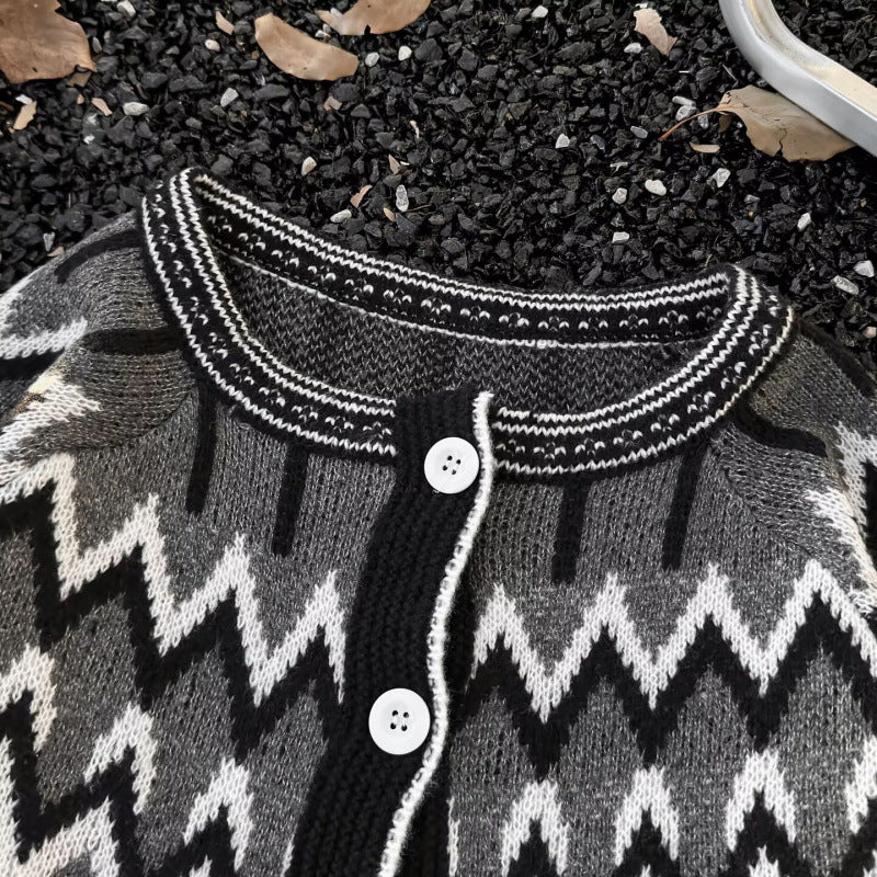 Damen Norweger-Cardigan im Oversize-Schnitt mit Rundhalsausschnitt und Kontrastknopfleiste Chichicherry
