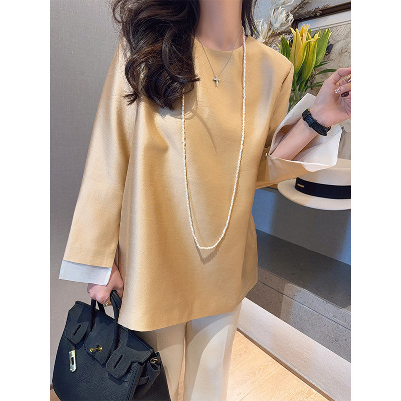 Women Elegant blouse made of high-quality fabric with exclusive cut Chichicherry