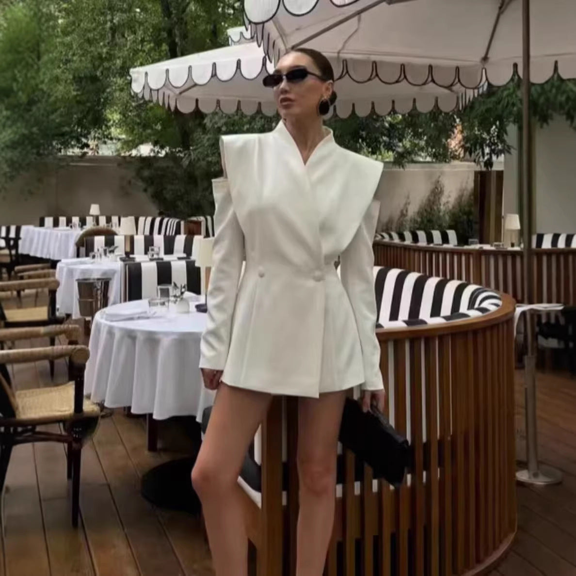 Women Sleeveless Double-Breasted Blazer with Oversized Shawl Collar Chichicherry
