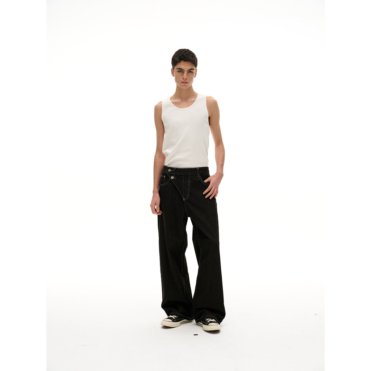 Ladies high-waist wide denim pants with asymmetrical button placket and contrast stitching Chichicherry