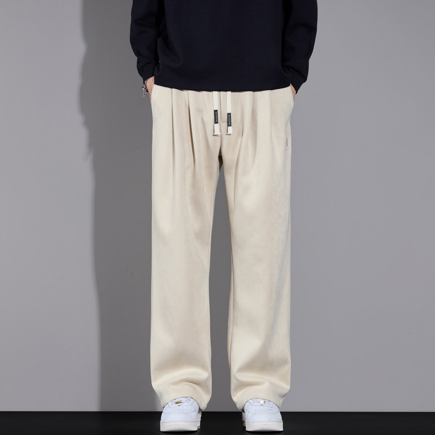 Men's casually cut pleated trousers with drawstring, wide leg and velour look Chichicherry