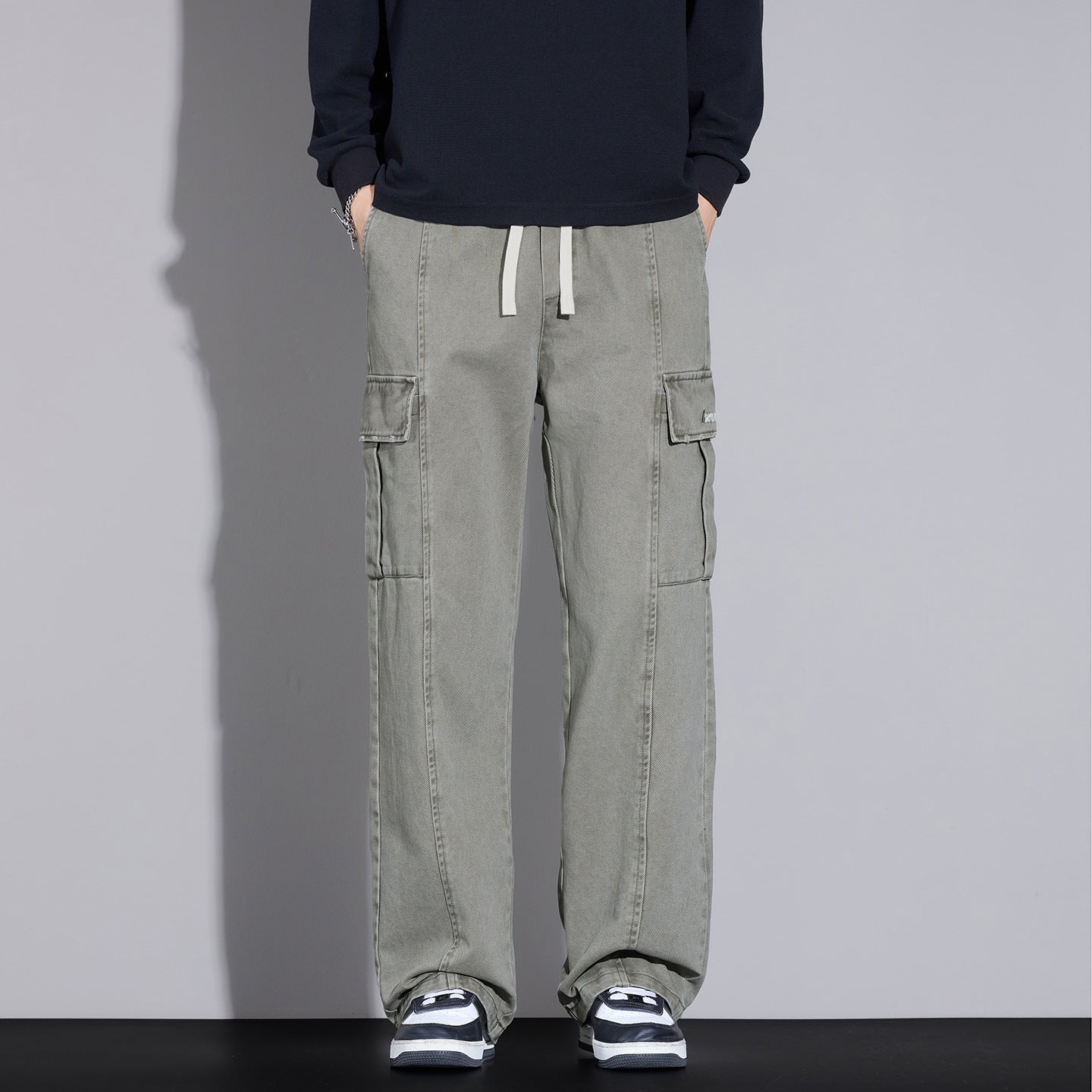Men's Wide Cargo Pants made of Washed Cotton with Drawstring and Multi Pockets Chichicherry