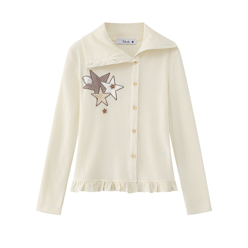 Women's cardigan with button placket, large collar, ruffled hem and star appliqués Chichicherry